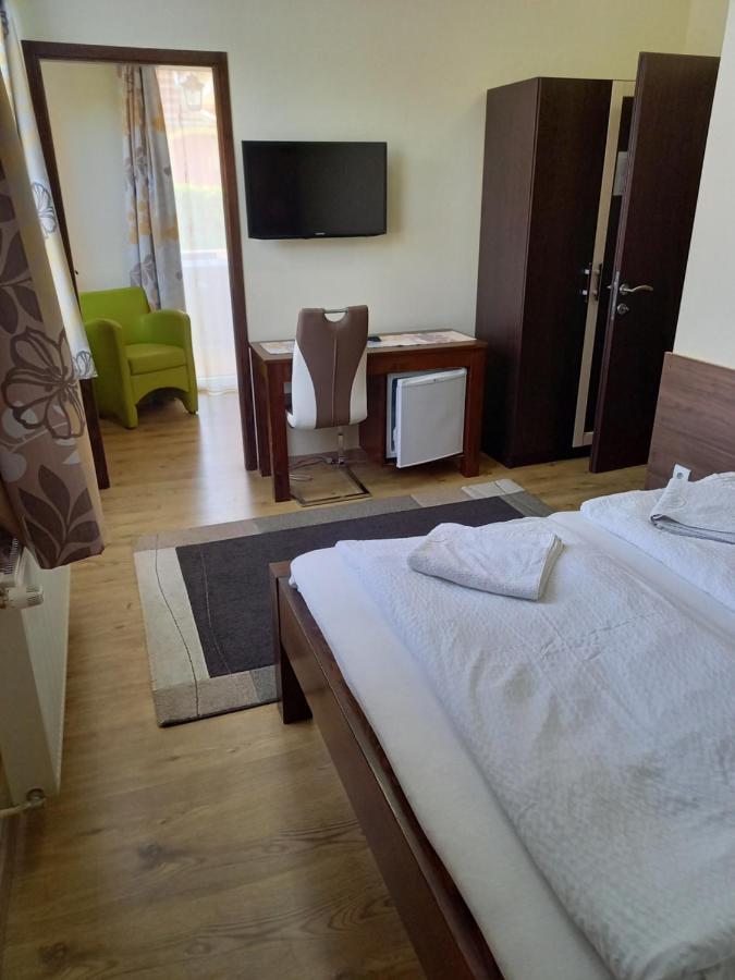Medea Apartman บุค ภายนอก รูปภาพ